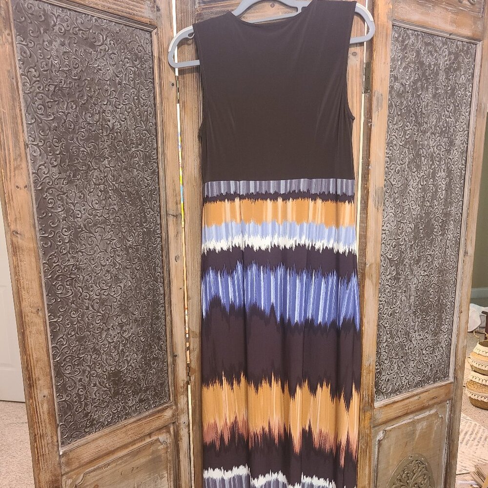 Beaded Maxi Dress Abstract, Artsy – by Madison Leigh Size 6 - Picture 5 of 7